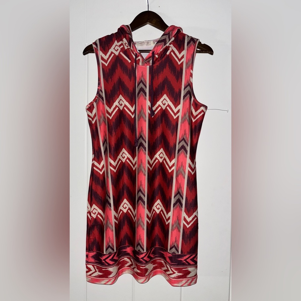 24/7 Comfort Apparel Red/ White Aztec Hood Sleeveless Mini Dress Women Southwest